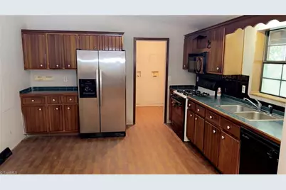 1215 Bray Road, Walnut Cove, NC 27052 - Photo 9