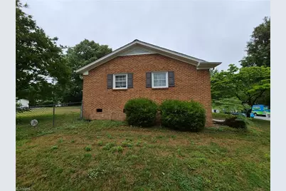 4309 Belfield Drive, Greensboro, NC 27405 - Photo 21