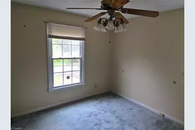 4309 Belfield Drive, Greensboro, NC 27405 - Photo 11
