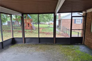 4309 Belfield Dr, Greensboro, NC 27405 - Photo 17