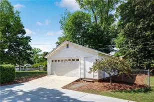 4603 Graham Rd, Greensboro, NC 27410 - Photo 29