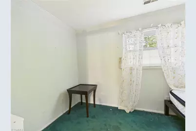 427 Clark Avenue, Greensboro, NC 27406 - Photo 17