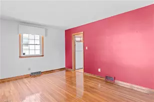 1604 Grantham Dr, High Point, NC 27265 - Photo 9