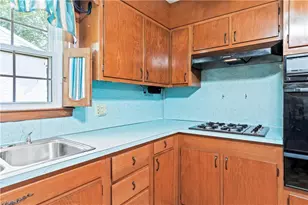 1604 Grantham Dr, High Point, NC 27265 - Photo 13