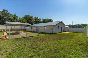944 Fisher Ferry St, Thomasville, NC 27360 - Photo 27
