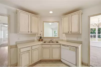 514 Walnut Crossing Drive, Whitsett, NC 27377 - Photo 11
