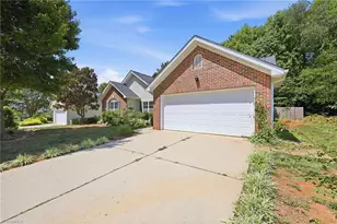 514 Walnut Crossing Dr, Whitsett, NC 27377 - Photo 31