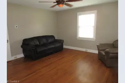 625 W Westwood Avenue, High Point, NC 27262 - Photo 3