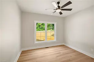 218 Saddlebrook Ct, Lexington, NC 27295 - Photo 33