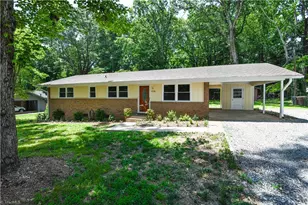 3506 Treeview Ln, Browns Summit, NC 27214 - Photo 3