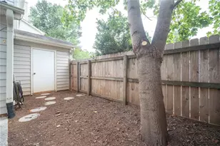 2532 Cottage Pl, Greensboro, NC 27455 - Photo 27