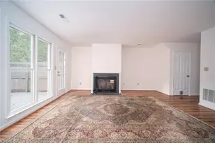 2532 Cottage Pl, Greensboro, NC 27455 - Photo 9