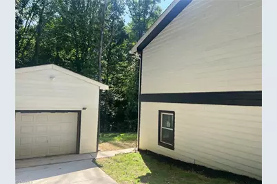 624 Wildwood Drive, North Wilkesboro, NC 28659 - Photo 13