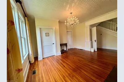 207 W Main Street #B, Pilot Mountain, NC 27041 - Photo 9