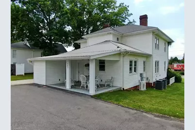 207 W Main Street #B, Pilot Mountain, NC 27041 - Photo 15