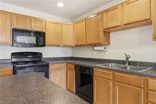1380 Heritage Pointe Dr, Winston-Salem, NC 27127 - Photo 11
