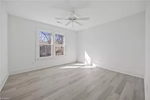 5305 Coveview Ct, Greensboro, NC 27407 - Photo 19