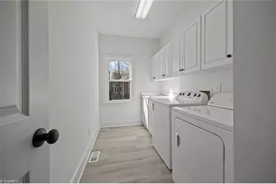 5305 Coveview Court, Greensboro, NC 27407 - Photo 13