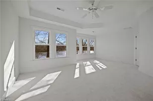 5305 Coveview Ct, Greensboro, NC 27407 - Photo 17