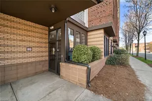 810 W 4th St, Winston-Salem, NC 27101 - Photo 35