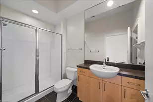 810 W 4th St, Winston-Salem, NC 27101 - Photo 25