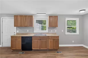 2510 Old Chapman St, Greensboro, NC 27403 - Photo 15