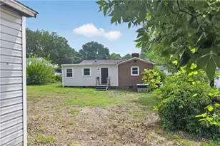 2510 Old Chapman St, Greensboro, NC 27403 - Photo 7