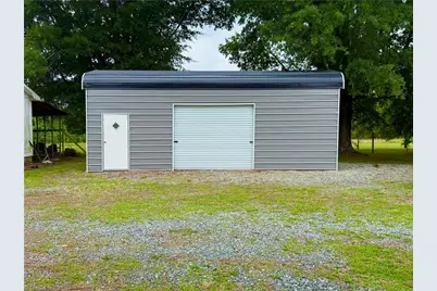 1418 Pagetown Road, Yanceyville, NC 27244 - Photo 21
