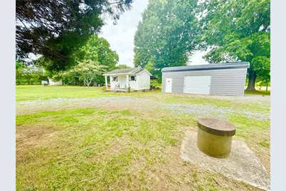 1418 Pagetown Road, Yanceyville, NC 27244 - Photo 23
