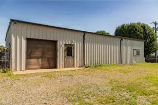 826 Suncrest Orchard Rd, North Wilkesboro, NC 28659 - Photo 21