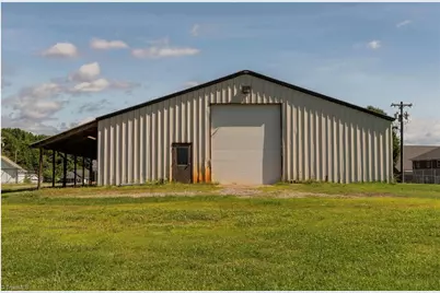 826 Suncrest Orchard Road, North Wilkesboro, NC 28659 - Photo 15