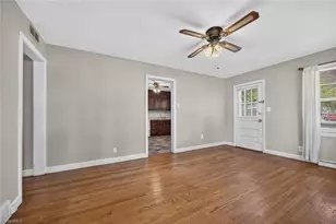 1205 Quail Dr, Greensboro, NC 27408 - Photo 9