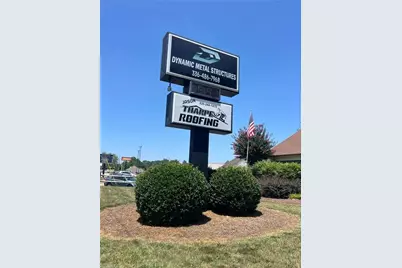 1001 S State Street, Yadkinville, NC 27055 - Photo 5