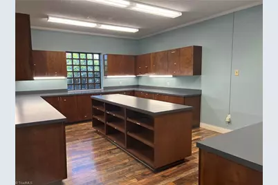 1001 S State Street, Yadkinville, NC 27055 - Photo 11
