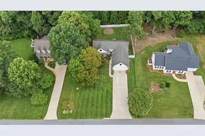 208 Cotswold Lane, King, NC 27021 - Photo 31
