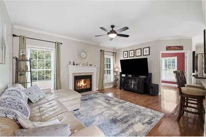 208 Cotswold Lane, King, NC 27021 - Photo 5