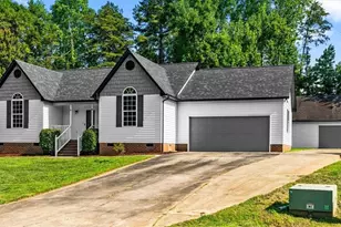6 Woodfon Dr, Thomasville, NC 27360 - Photo 3