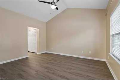 312 Robyns Glen Circle, Greensboro, NC 27409 - Photo 17