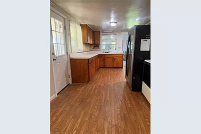 612 School Street, Walnut Cove, NC 27052 - Photo 5