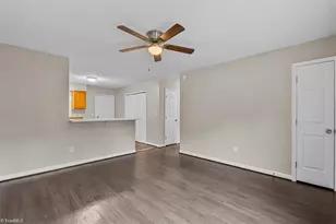 1307 Pearson St, Greensboro, NC 27406 - Photo 5