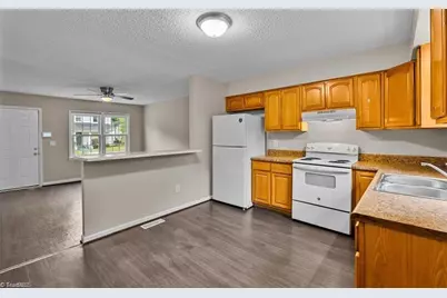1307 Pearson Street, Greensboro, NC 27406 - Photo 11
