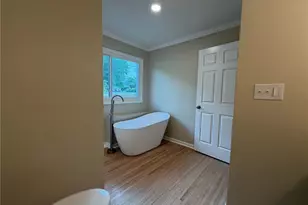 2701 Tudor Rd, Winston-Salem, NC 27106 - Photo 9