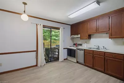 5347 Summit Heights Drive, Winston-Salem, NC 27104 - Photo 13
