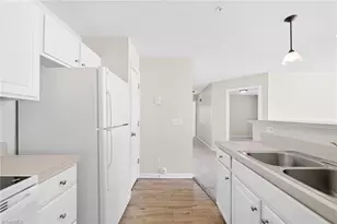 3475 Forestdale Dr, Burlington, NC 27215 - Photo 15