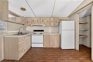 526 Kindley Rd, Thomasville, NC 27360 - Photo 7