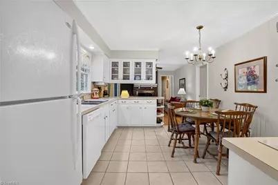 3110 Valhalla Circle, Greensboro, NC 27406 - Photo 9
