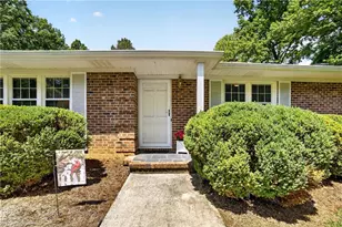 3110 Valhalla Circle, Greensboro, NC 27406 - Photo 5