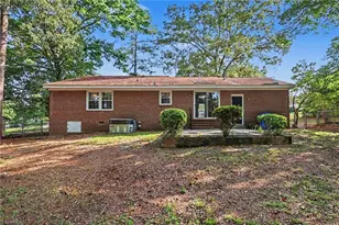 7123 Evanston St, Fayetteville, NC 28314 - Photo 21