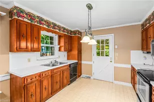 1837 Turfwood Dr, Pfafftown, NC 27040 - Photo 11