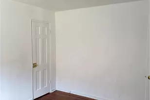 2213 Cypress St, Greensboro, NC 27405 - Photo 9